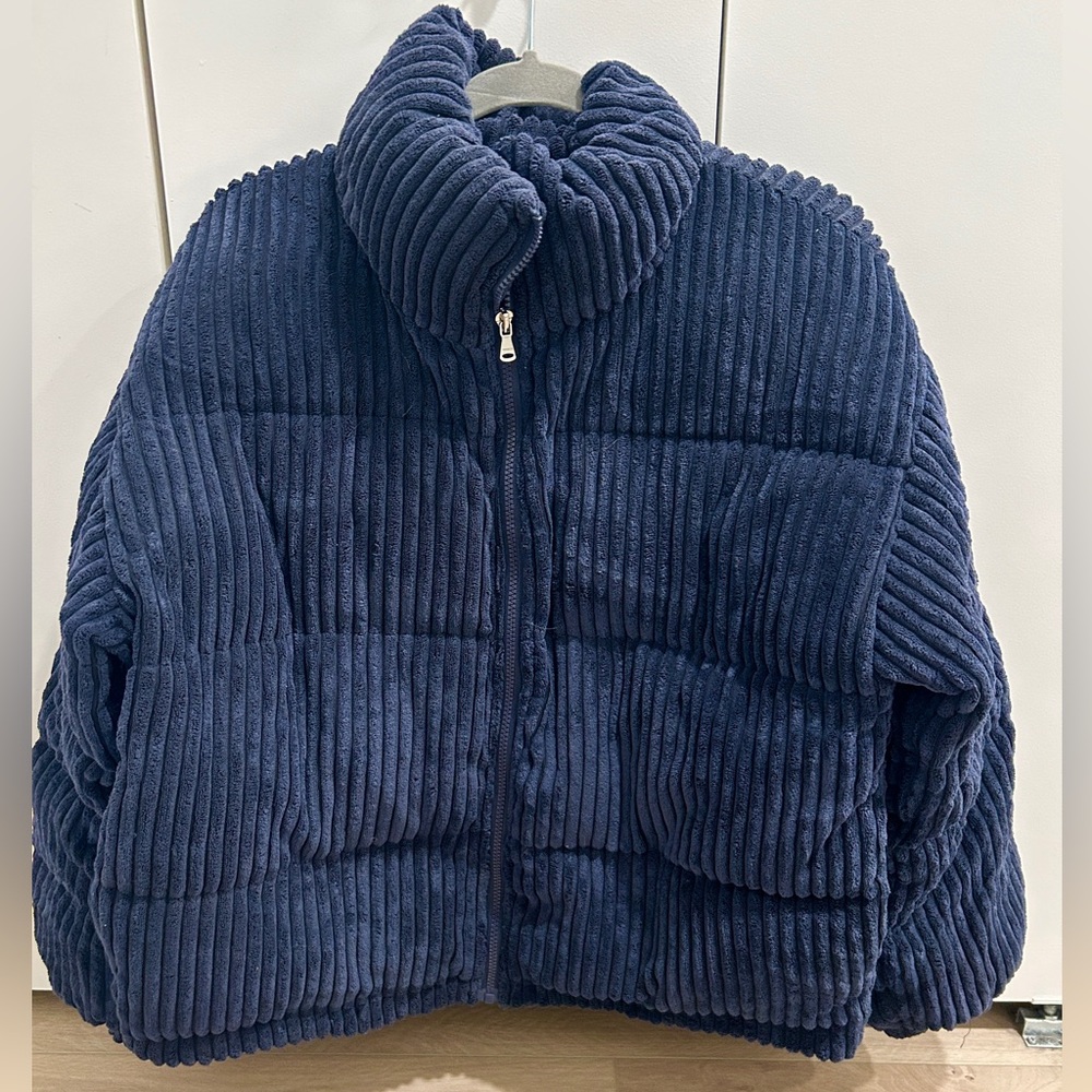 Soft cropped puffer jacket